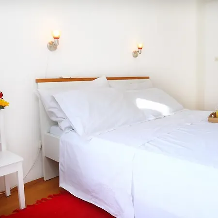 On The Beach, 2 Floors & Wide Terrace Apartmán Split