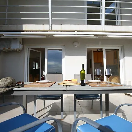 公寓 On The Beach, 2 Floors & Wide Terrace *